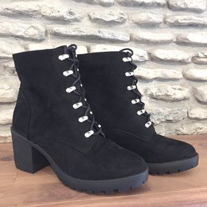 Women's Size 9 Black Faux Suede Lace Up Combat Ankle Boot